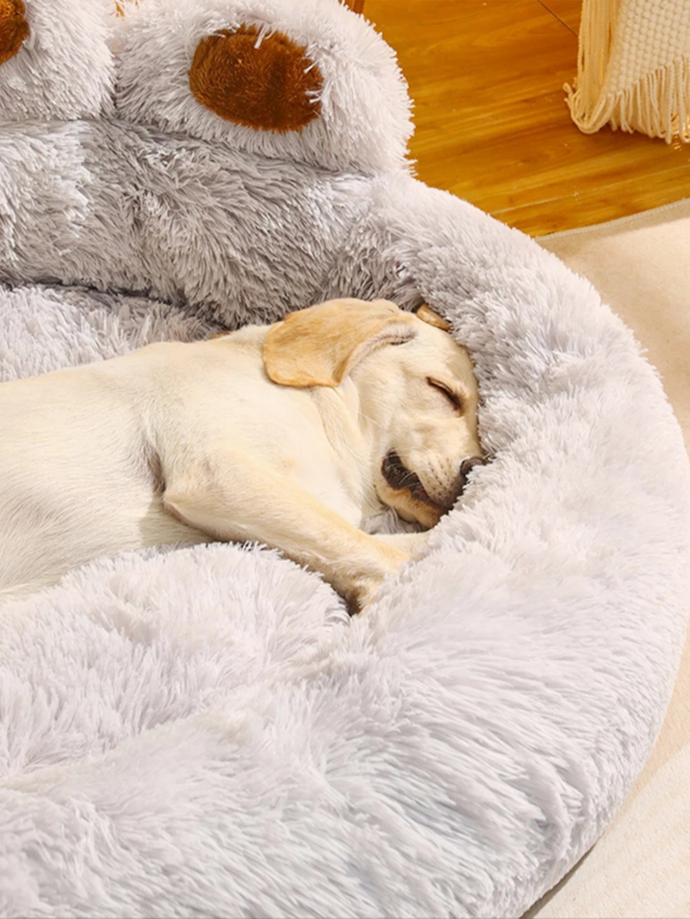 Pet Bear Paw Shape House Bed