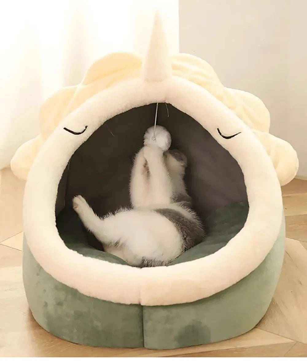 Self-Warming Puppy House